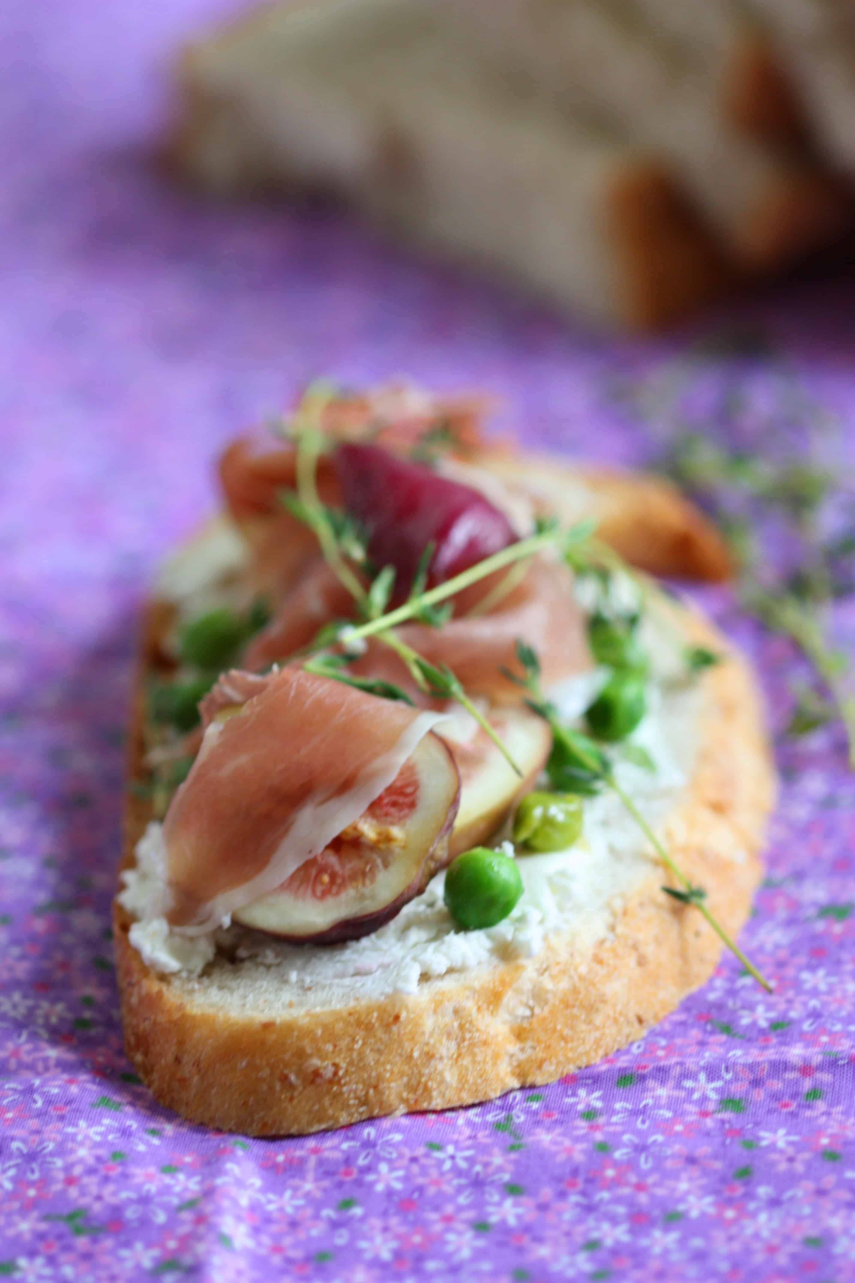 Tartine of fig prosciutto and goat cheese