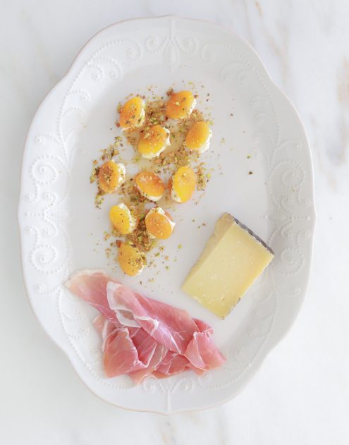 Mascarpone Stuffed Apricots